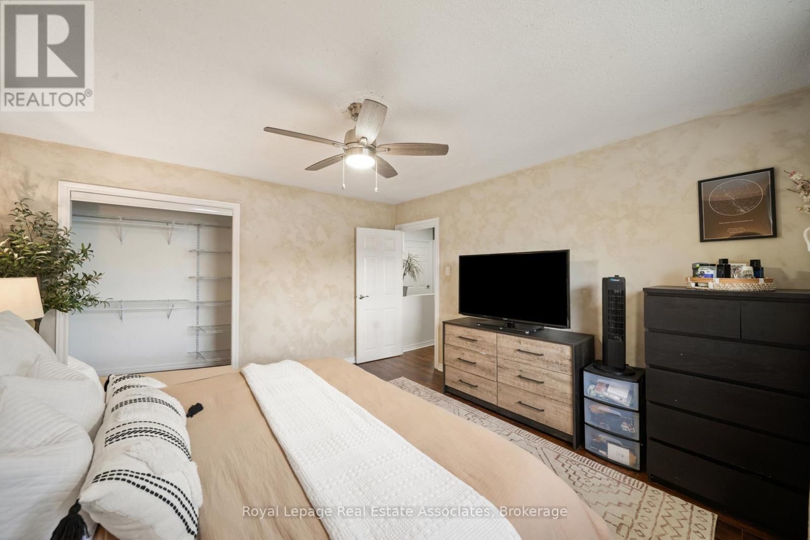 4 - 469 CLARIDGE ROAD Image 9