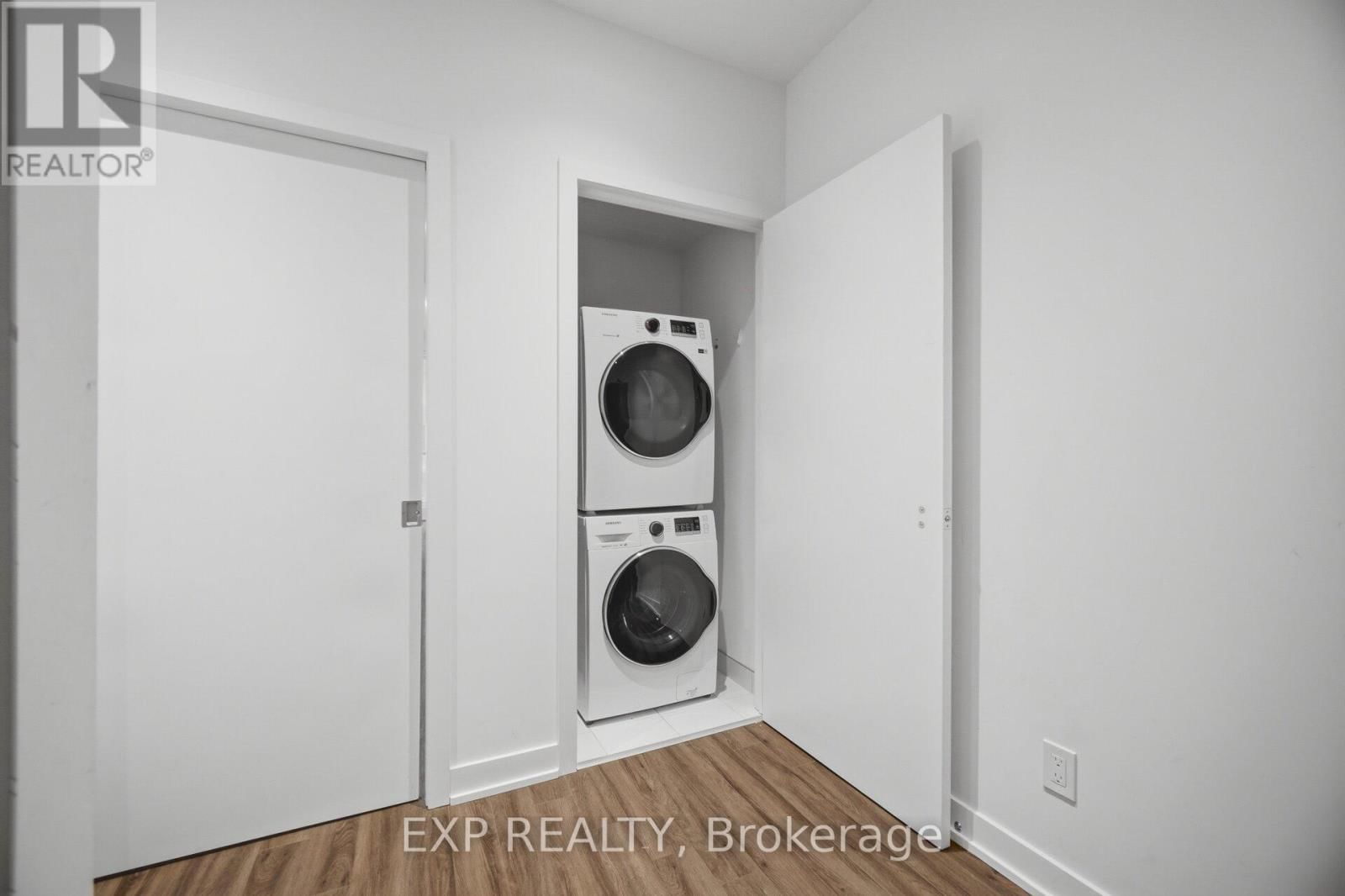 3202 - 1928 LAKE SHORE BOULEVARD WEST Image 17