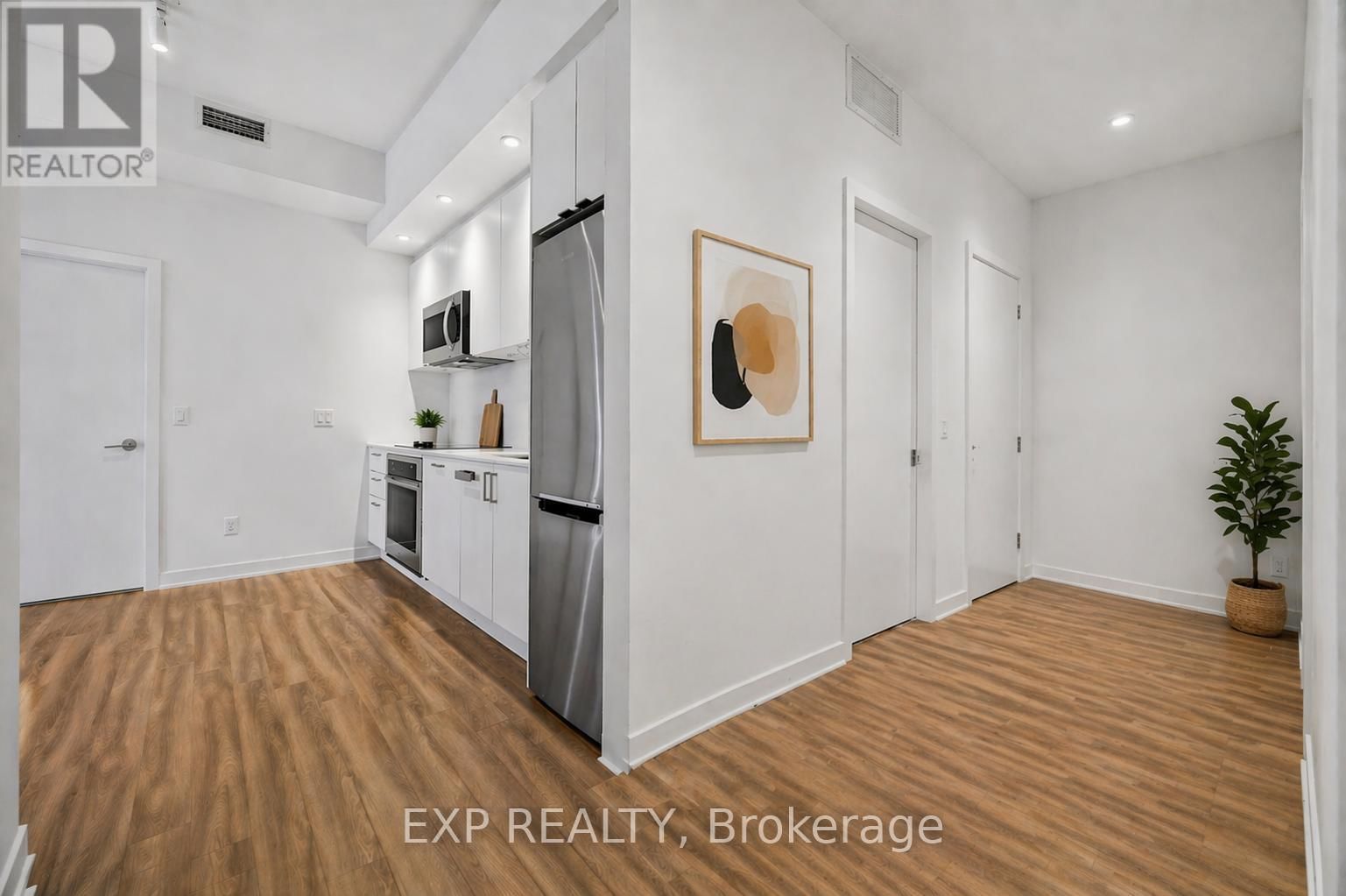 3202 - 1928 LAKE SHORE BOULEVARD WEST Image 9