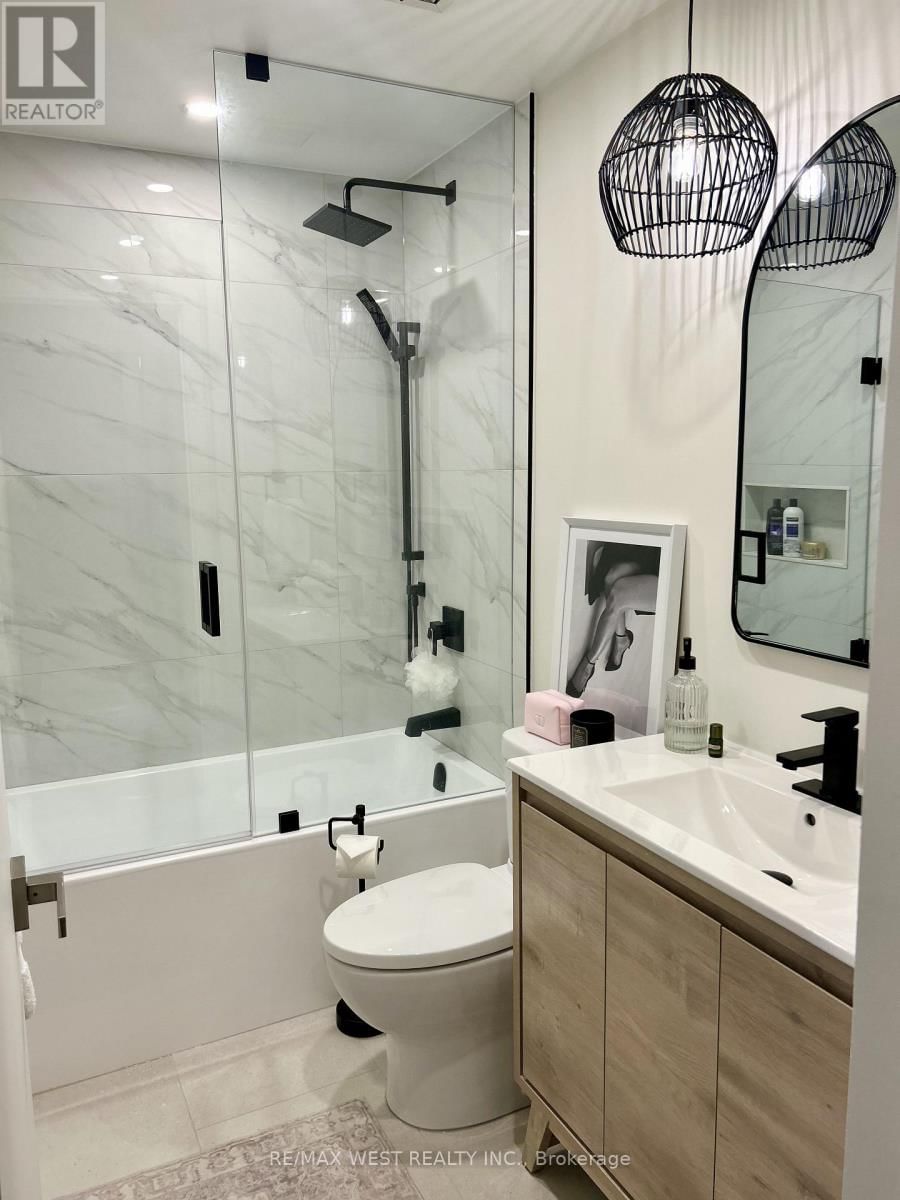 1647 - 25 VIKING LANE Image 7