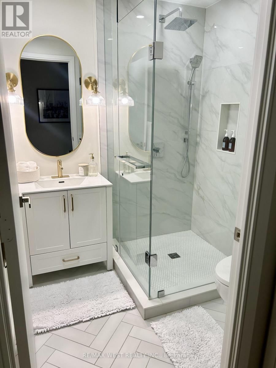 1647 - 25 VIKING LANE Image 8