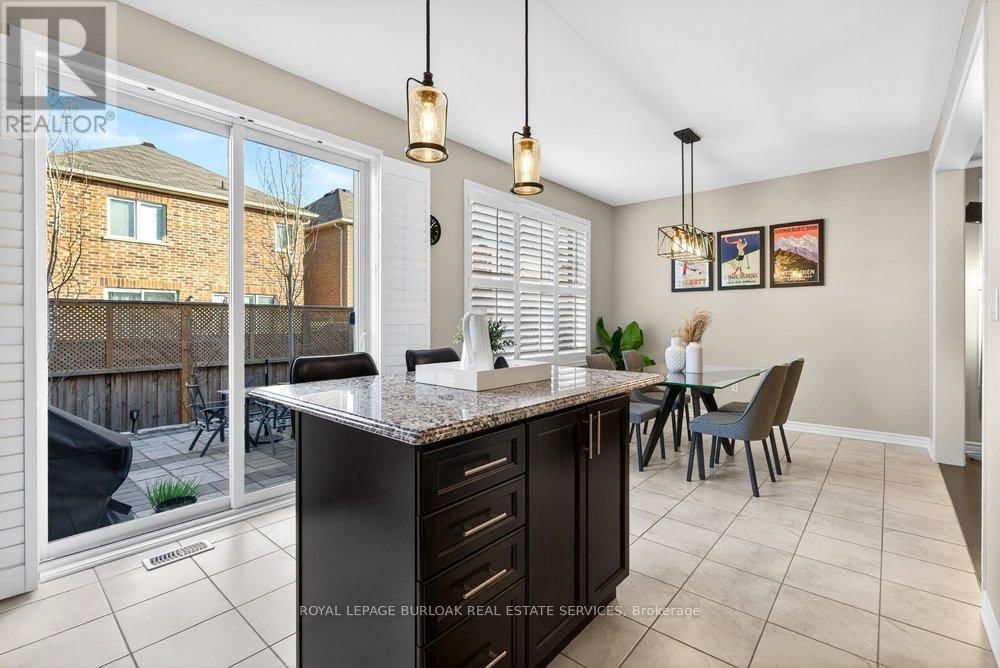 446 GREY LANDING Image 23