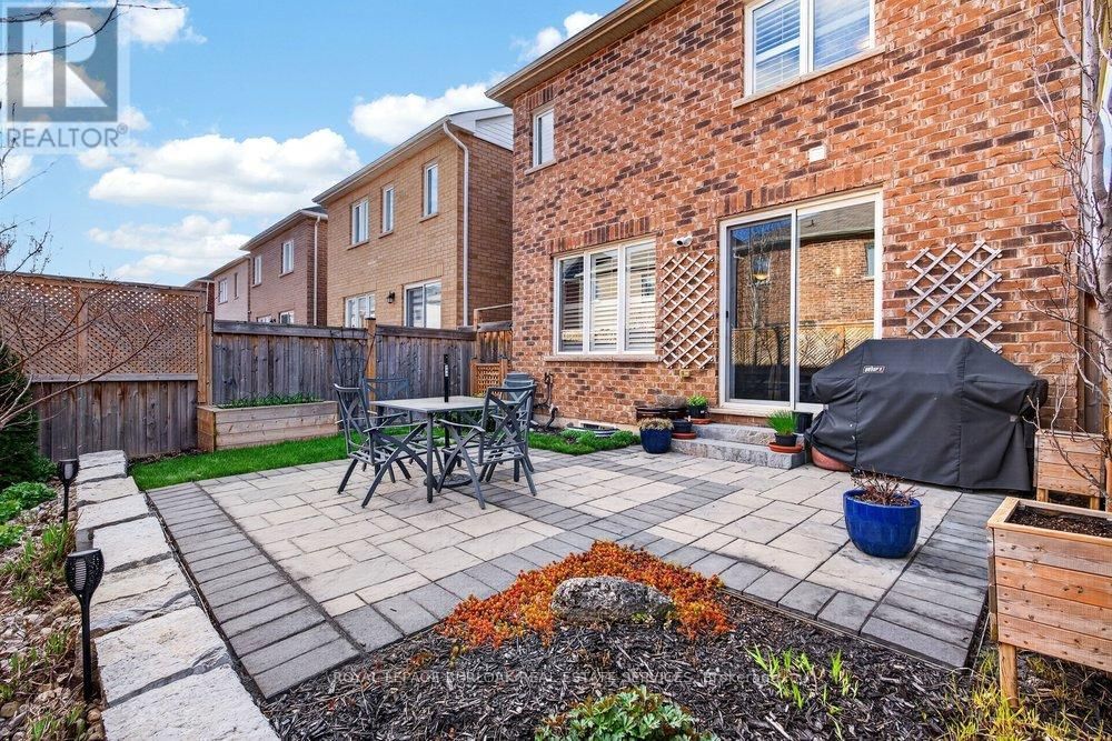 446 GREY LANDING Image 40