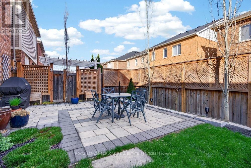 446 GREY LANDING Image 41