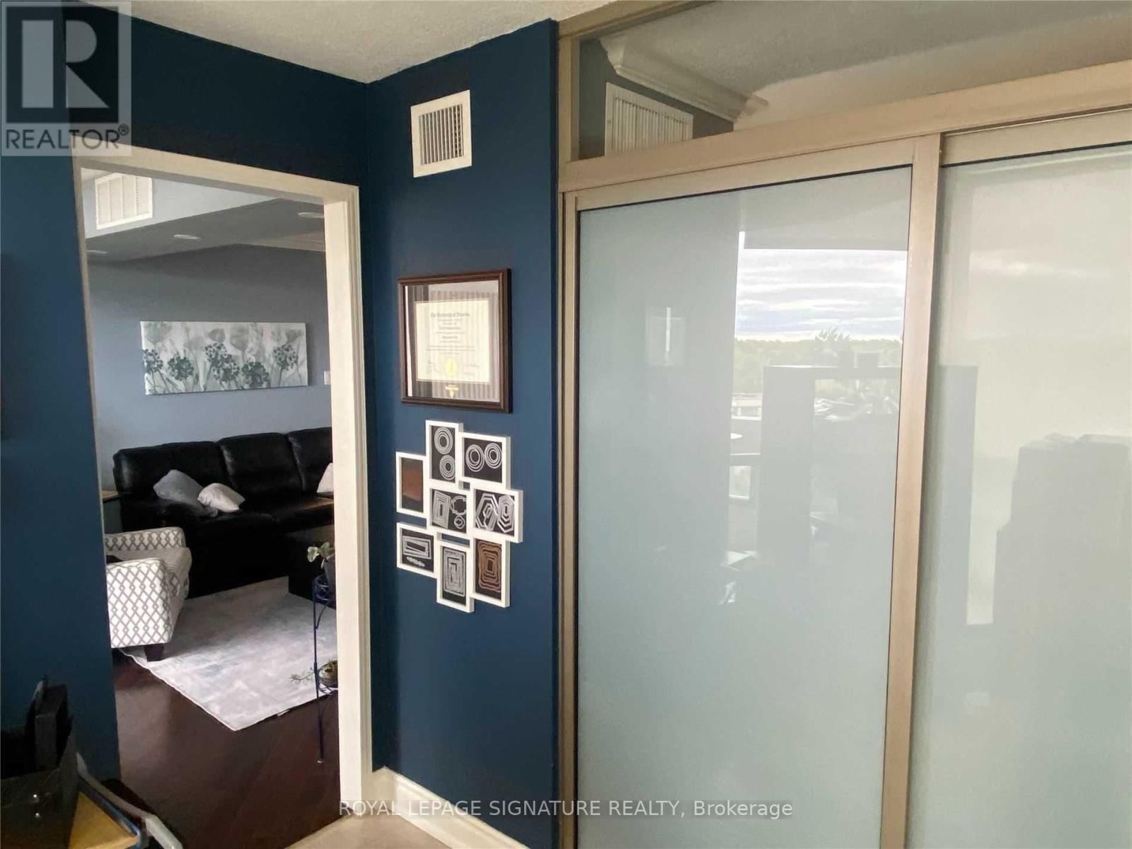 908 - 20 MCFARLANE DRIVE Image 20