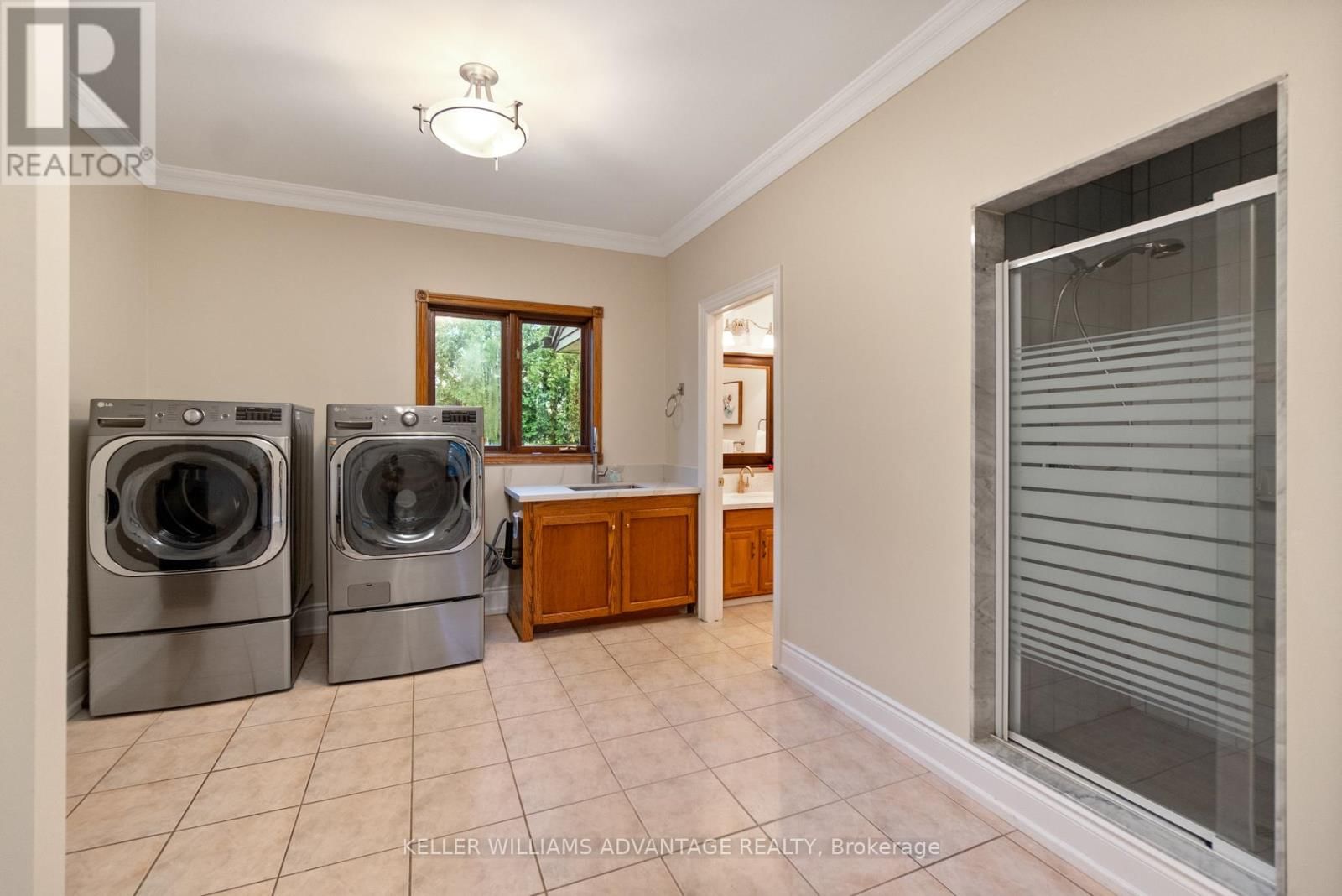 3100 30 SIDE ROAD Image 19