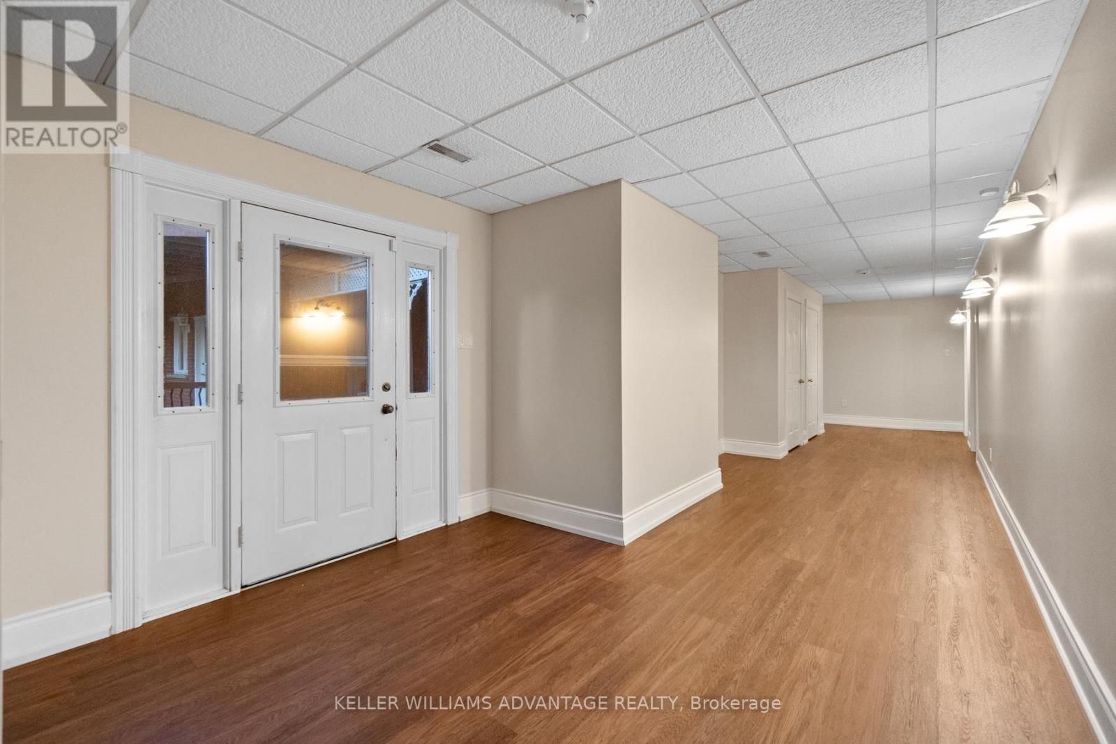 3100 30 SIDE ROAD Image 36