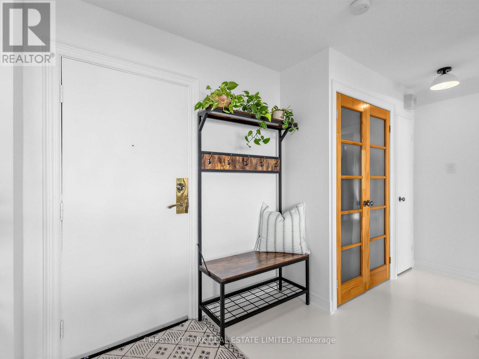 1210 - 541 BLACKTHORN AVENUE Image 2