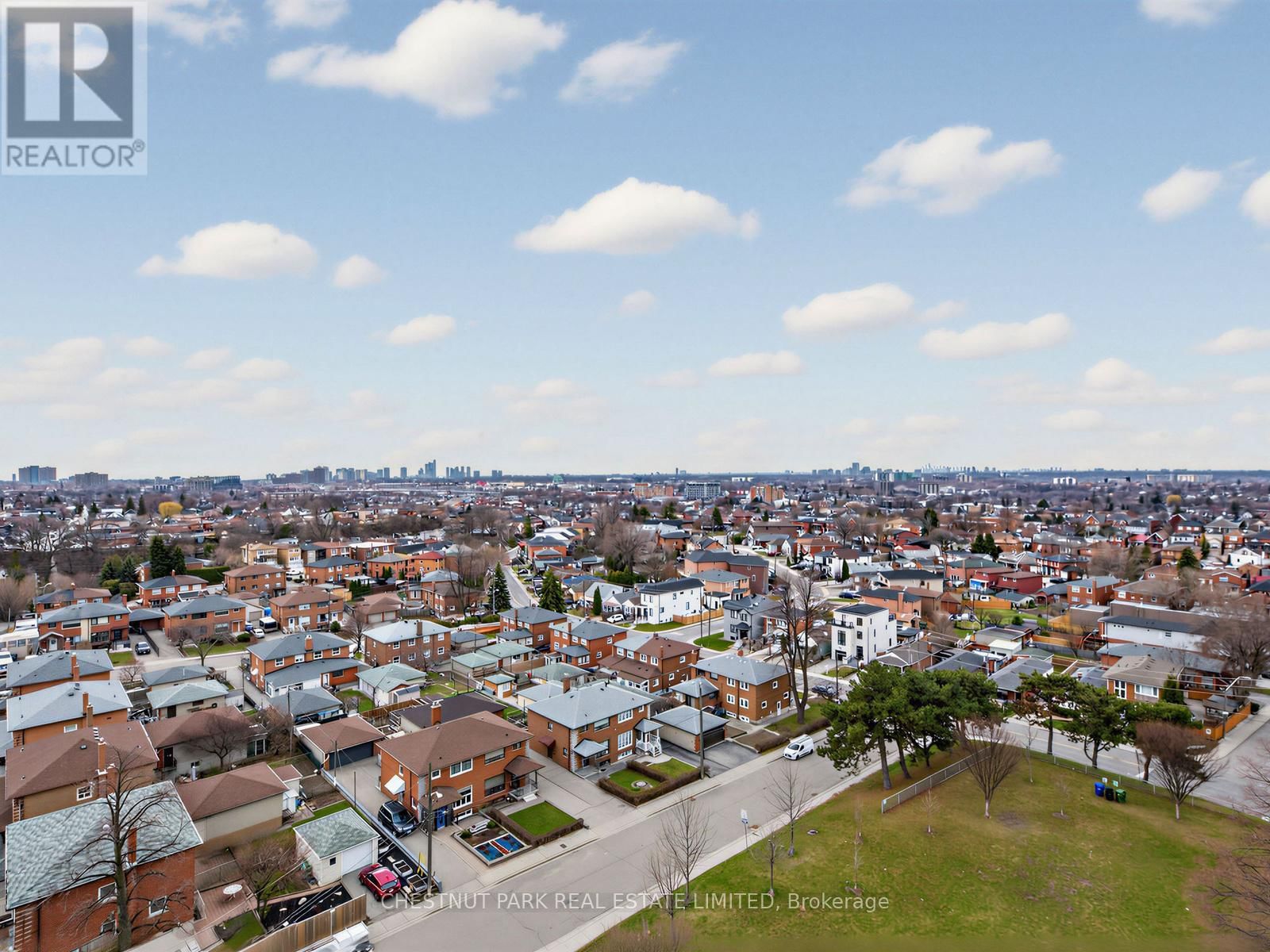 1210 - 541 BLACKTHORN AVENUE Image 21