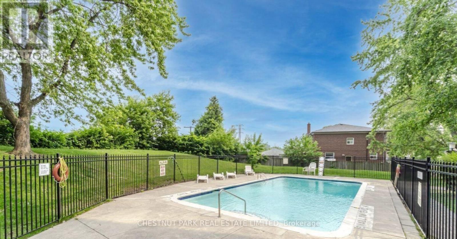 1210 - 541 BLACKTHORN AVENUE Image 26