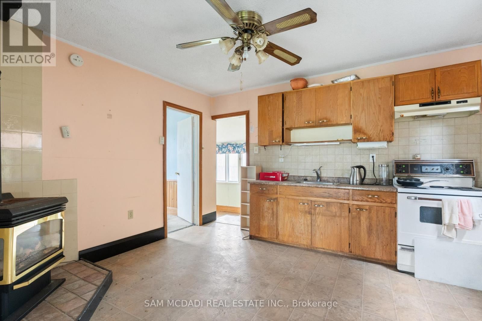 1062 WEST AVENUE Image 10