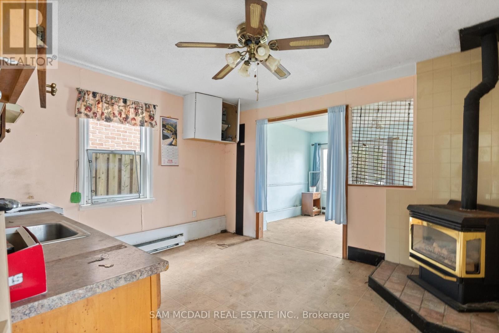 1062 WEST AVENUE Image 9