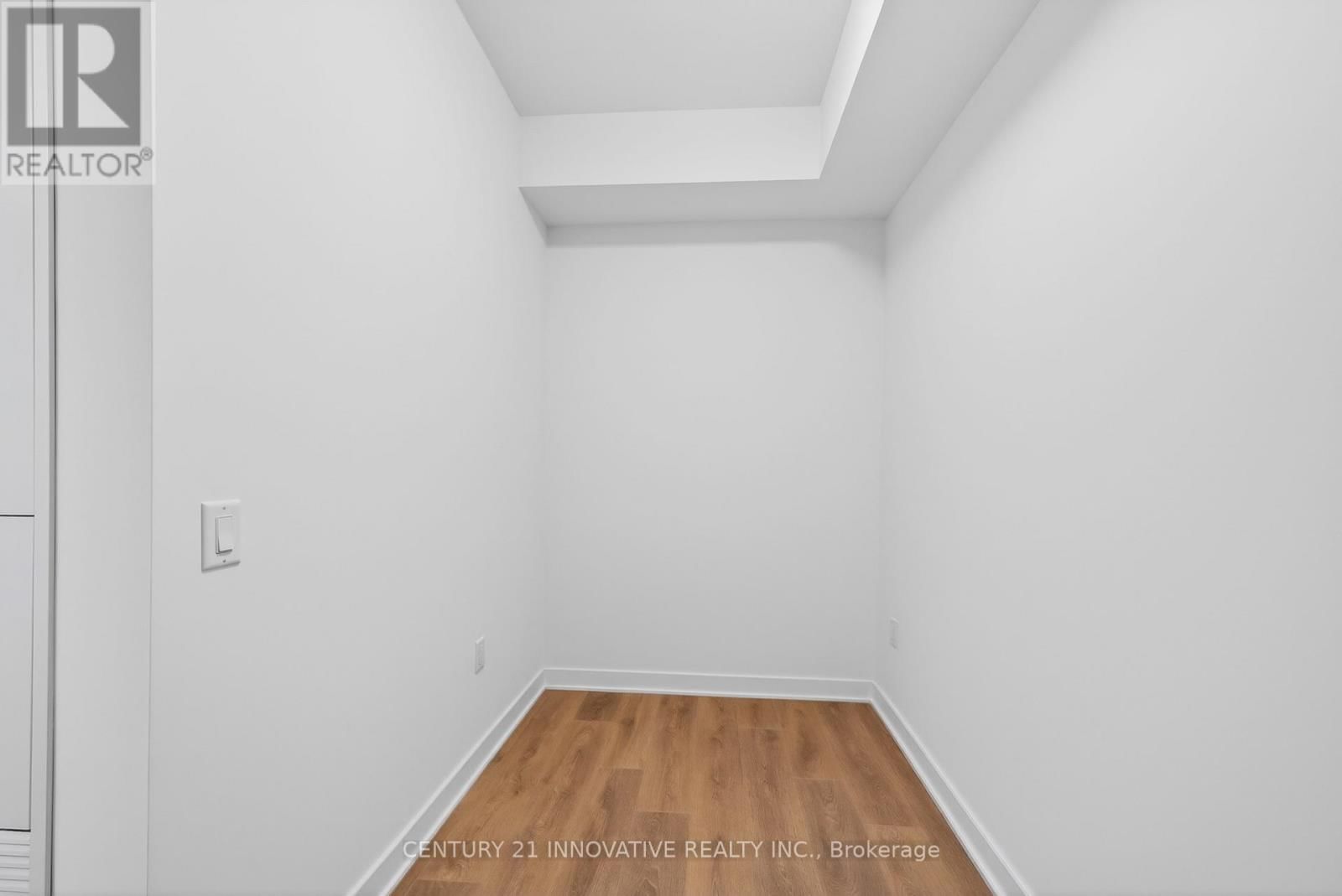 602 - 1185 DUPONT STREET Image 13