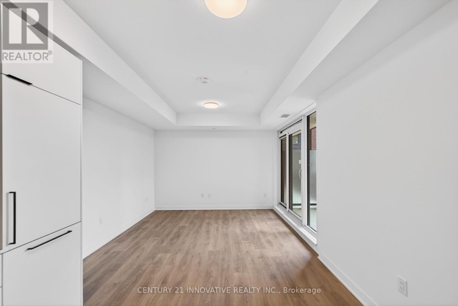 602 - 1185 DUPONT STREET Image 5