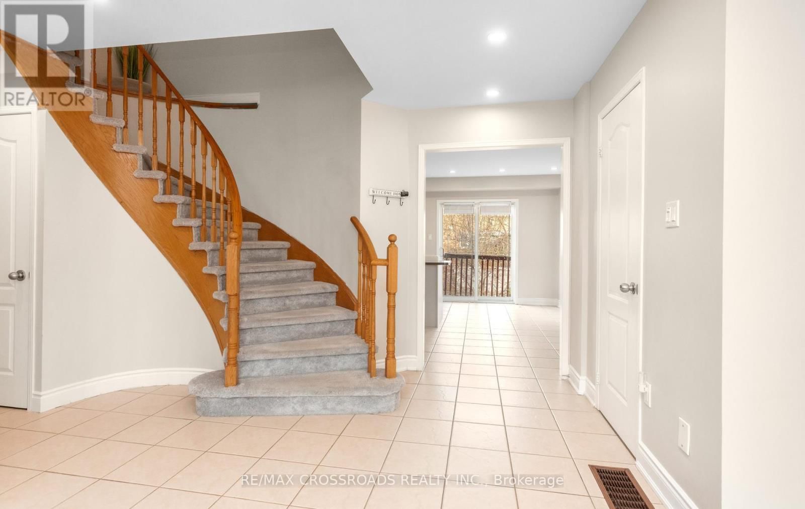 21 CEDARVALLEY BOULEVARD Image 16