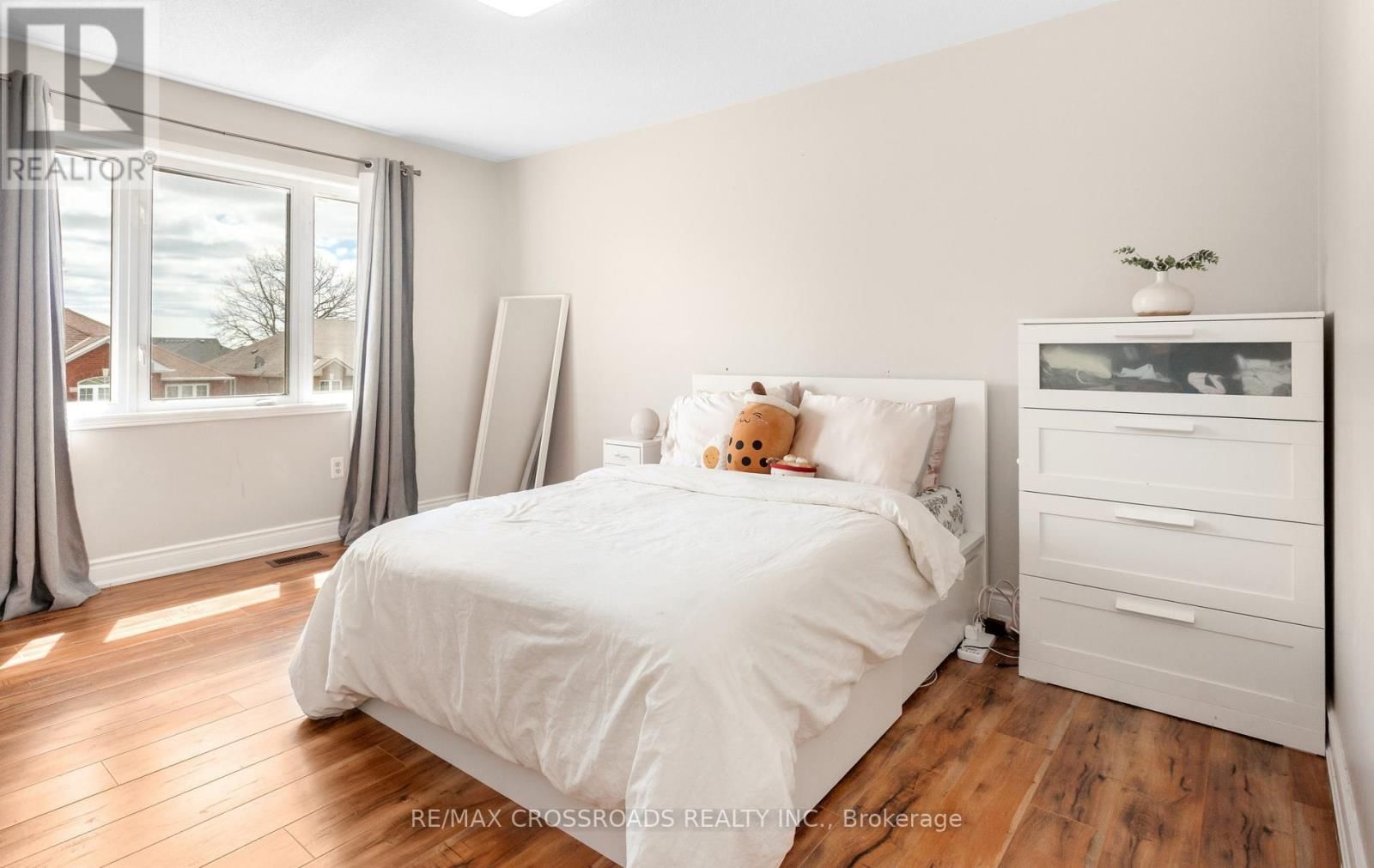 21 CEDARVALLEY BOULEVARD Image 20