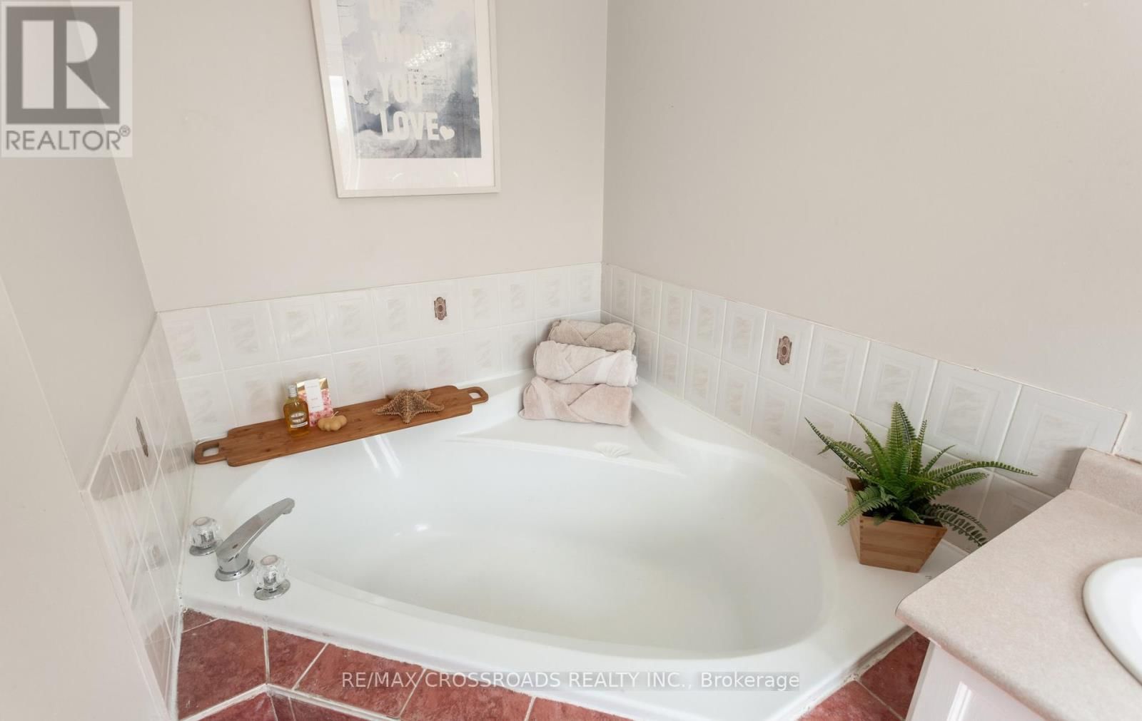 21 CEDARVALLEY BOULEVARD Image 26