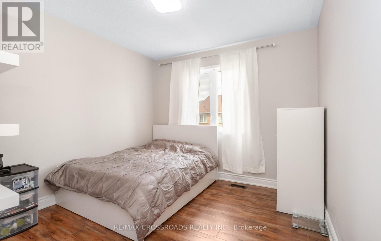 21 CEDARVALLEY BOULEVARD Image 28