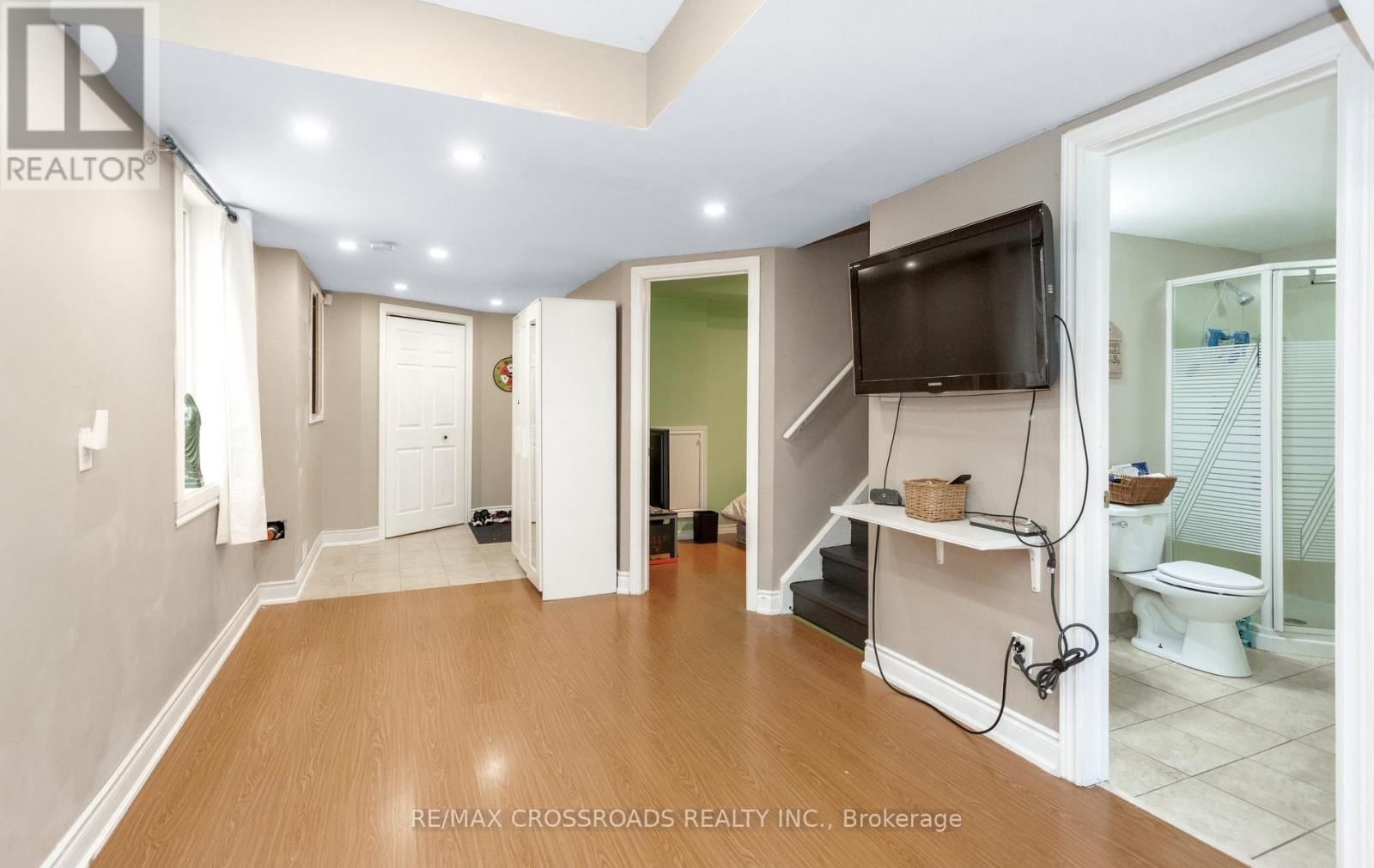 21 CEDARVALLEY BOULEVARD Image 35