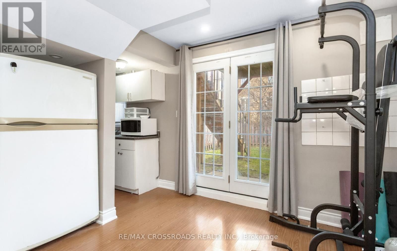 21 CEDARVALLEY BOULEVARD Image 36