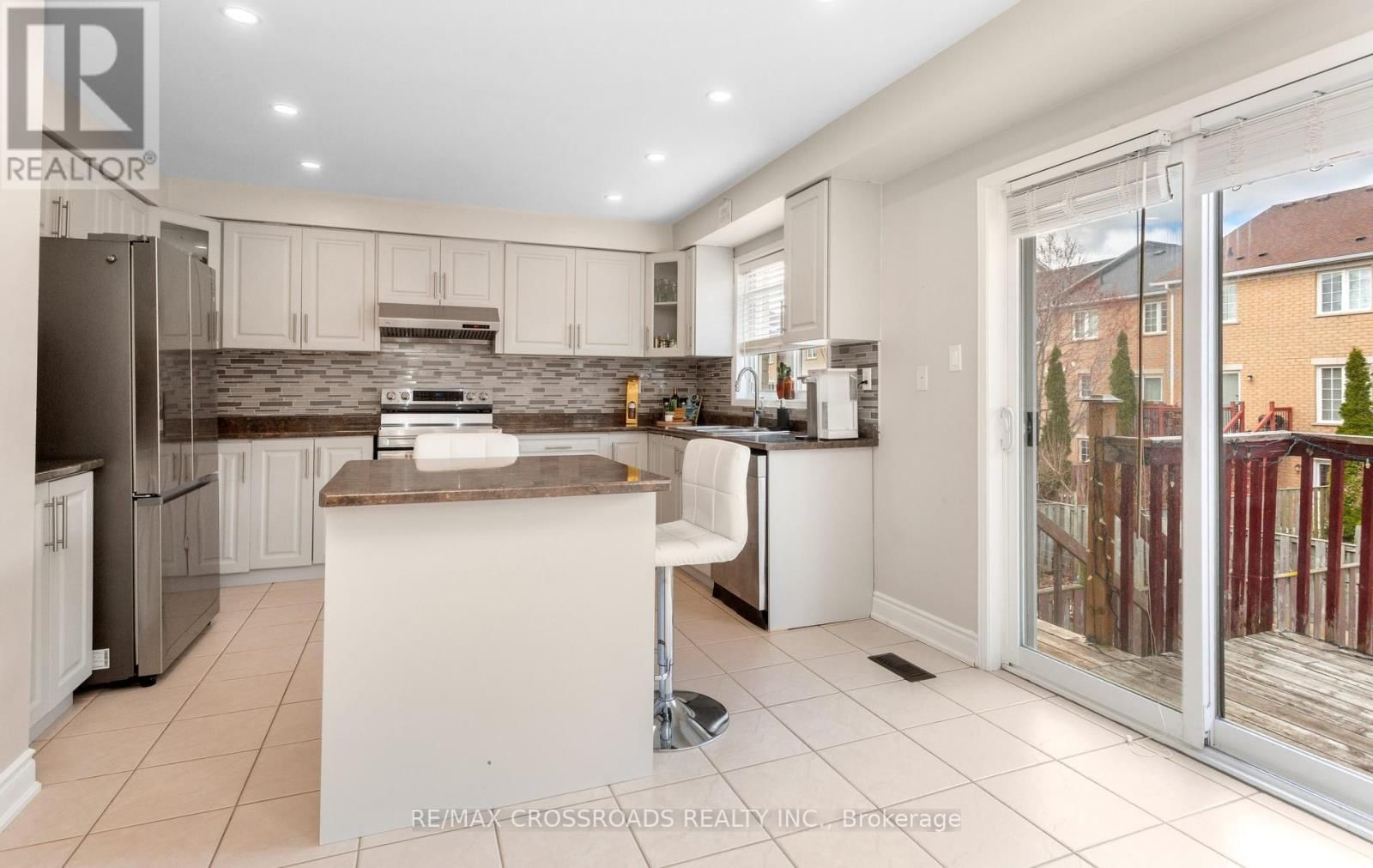 21 CEDARVALLEY BOULEVARD Image 8