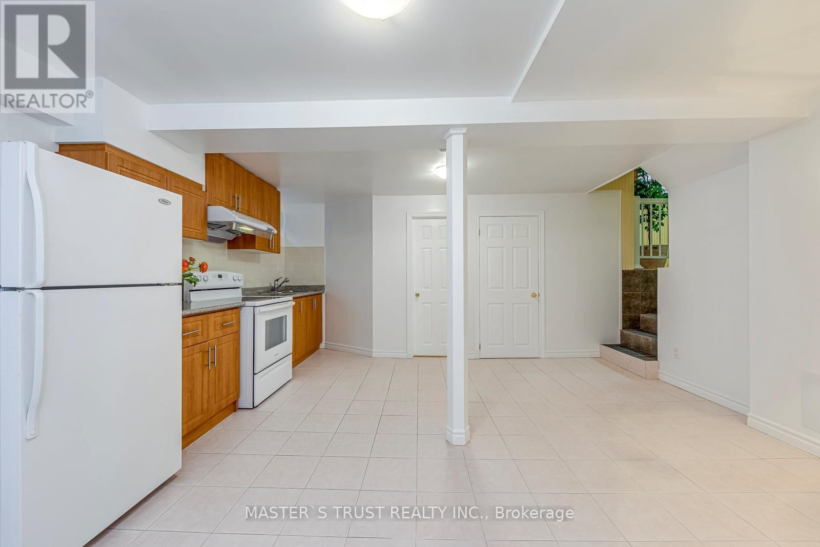 6411 CHAUMONT CRESCENT Image 36