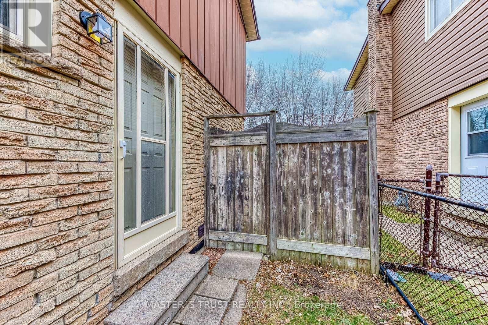 6411 CHAUMONT CRESCENT Image 42