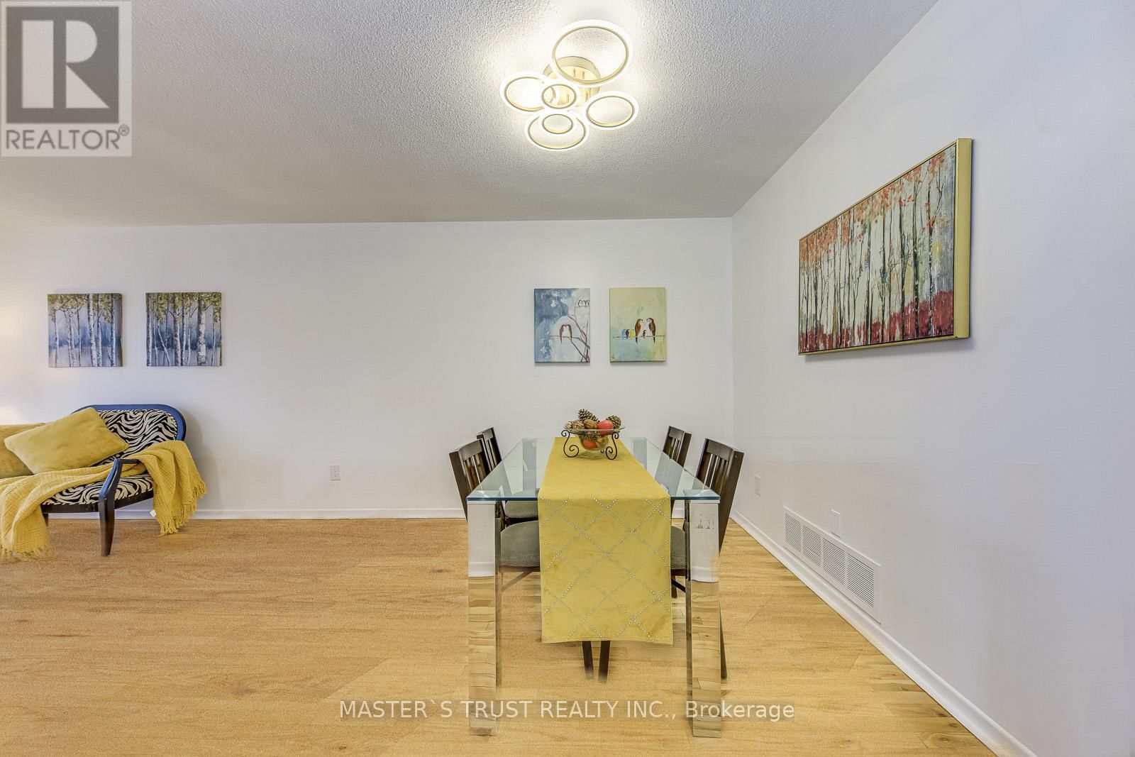 6411 CHAUMONT CRESCENT Image 9