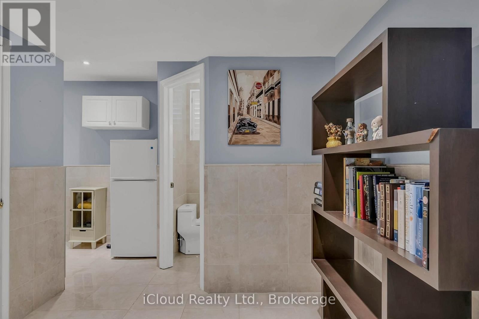 1370 PICKWICK DRIVE Image 30