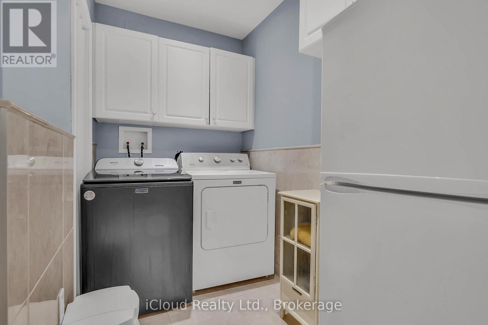 1370 PICKWICK DRIVE Image 31