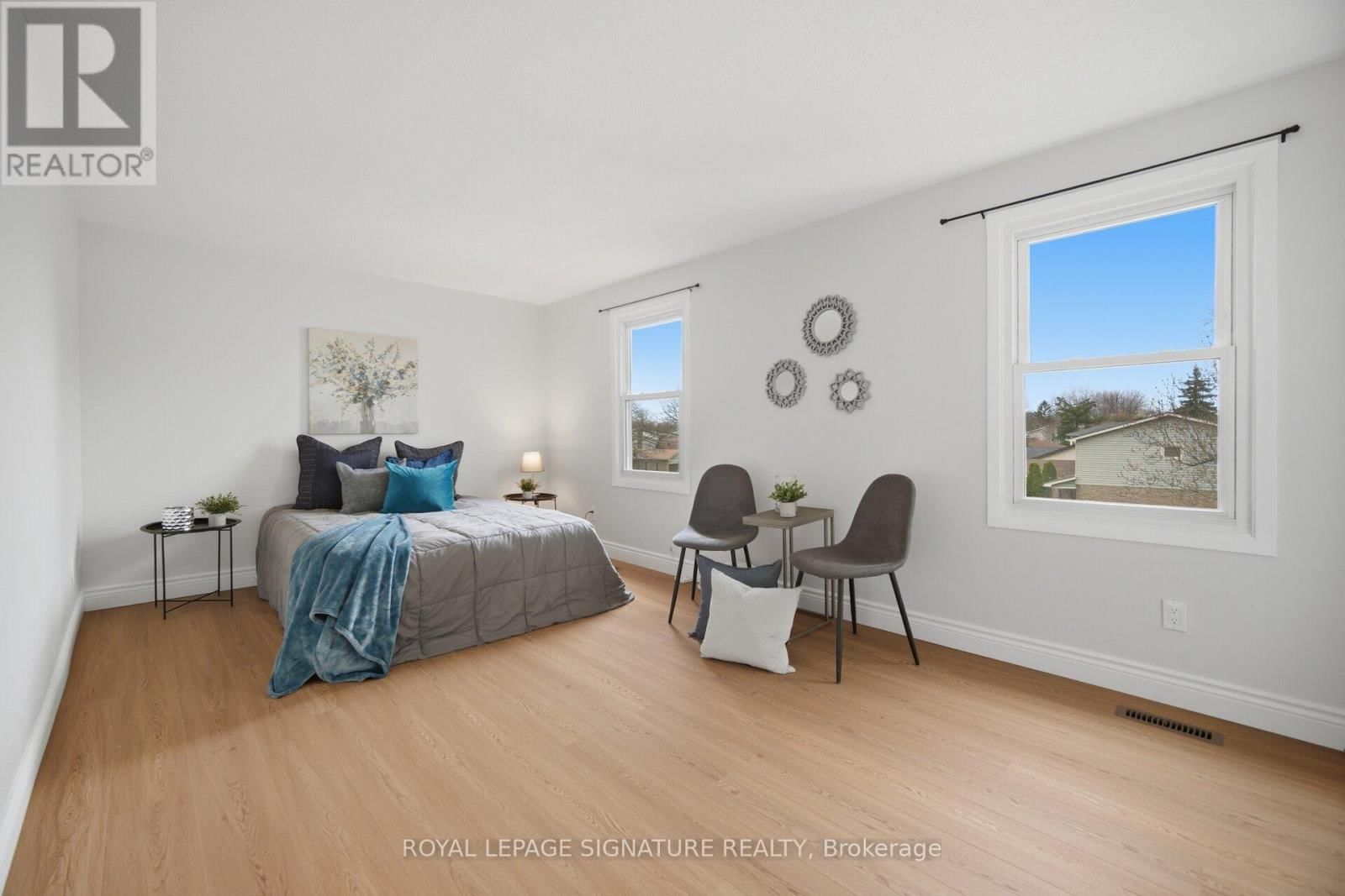 10 - 7340 COPENHAGEN ROAD Image 31