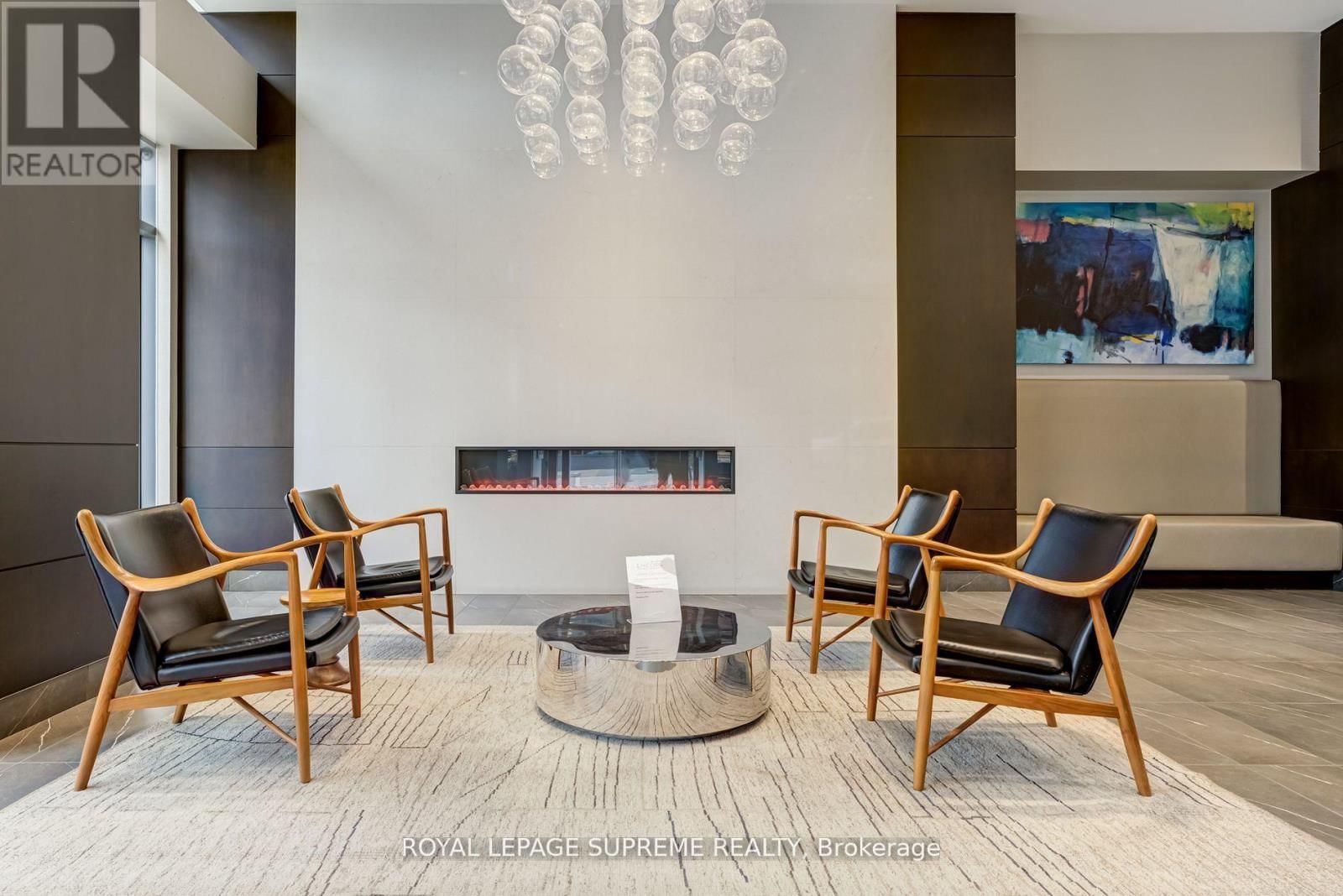 2008 - 10 PARK LAWN ROAD Image 3