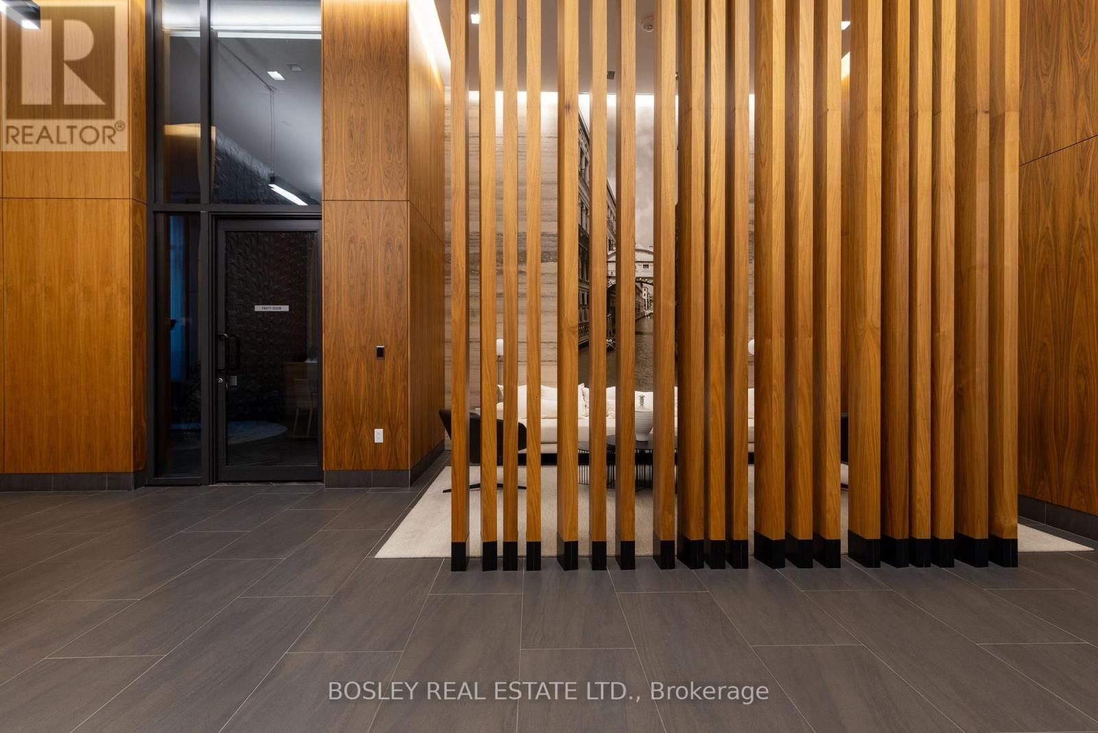 207 - 8 ANN STREET Image 26