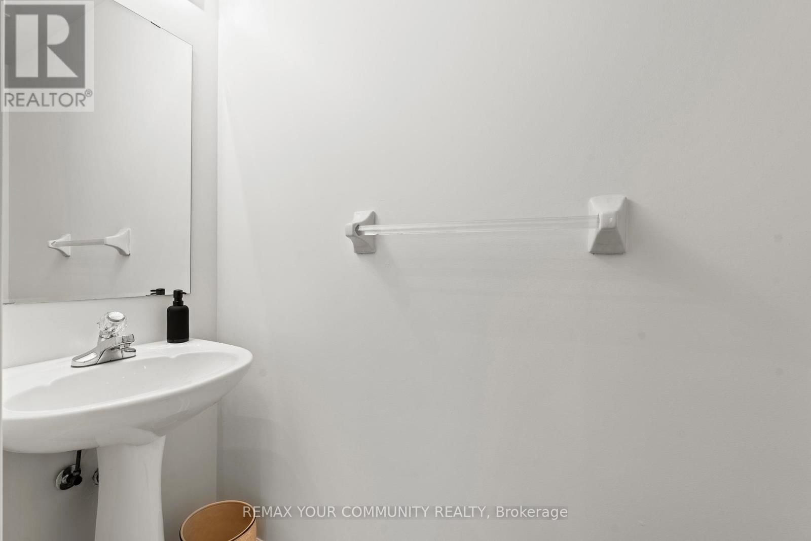 3970 PONDVIEW WAY Image 15