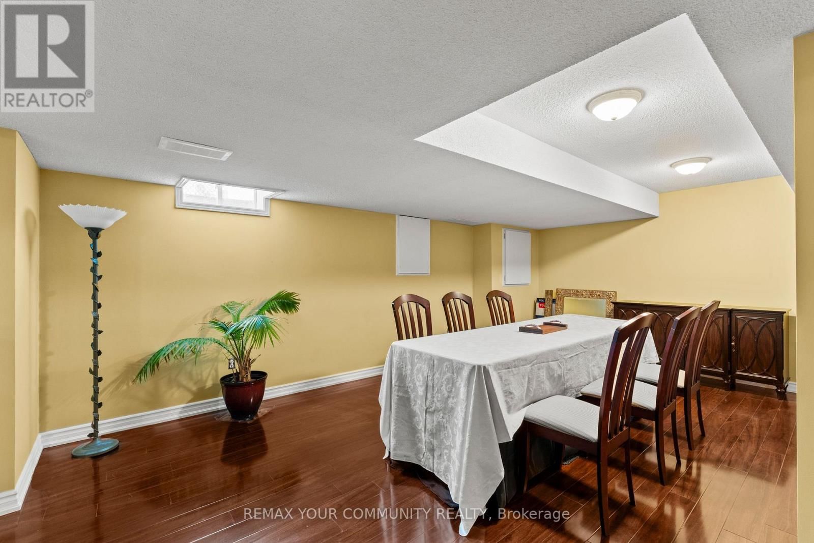 3970 PONDVIEW WAY Image 32