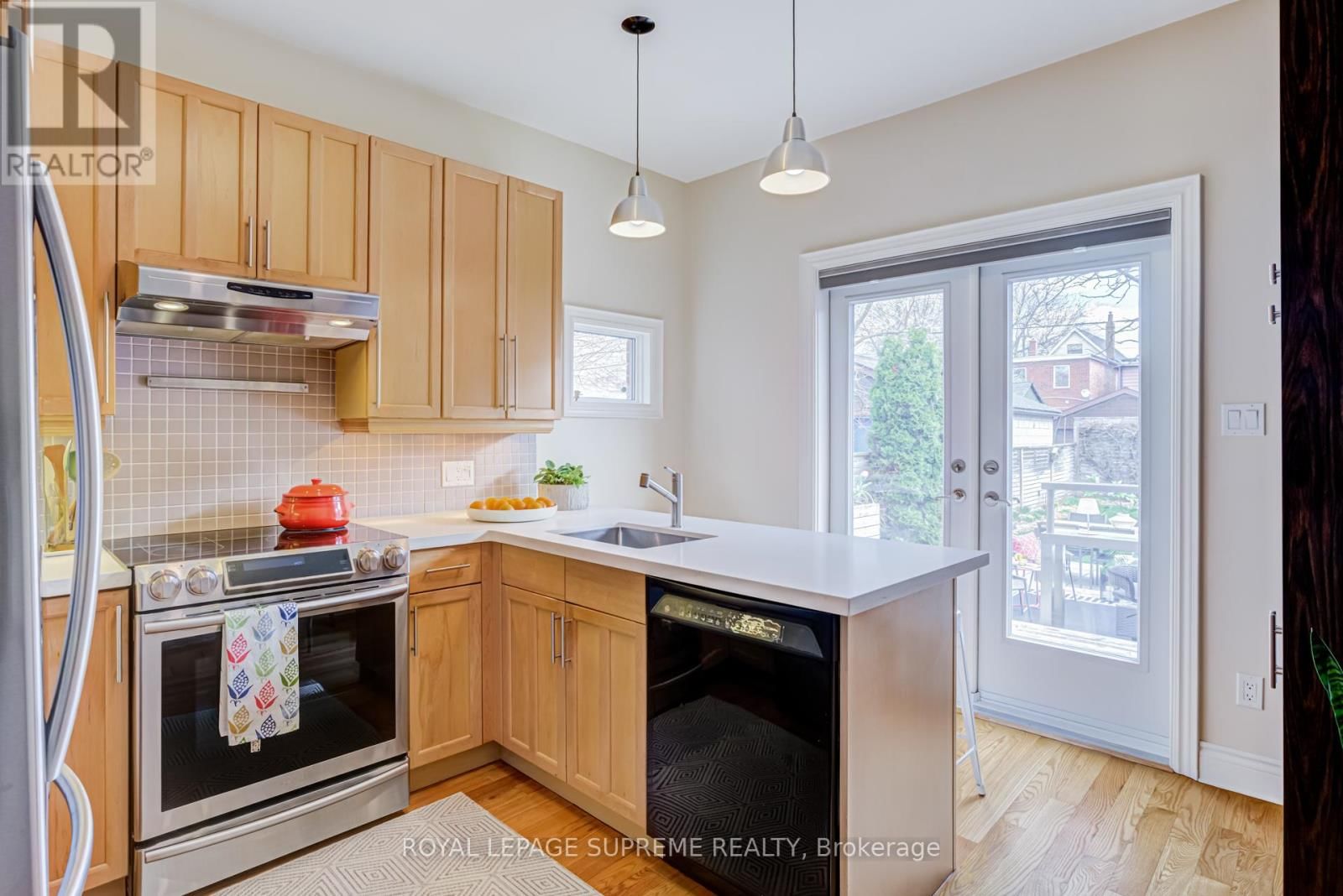 589 GLADSTONE AVENUE Image 20