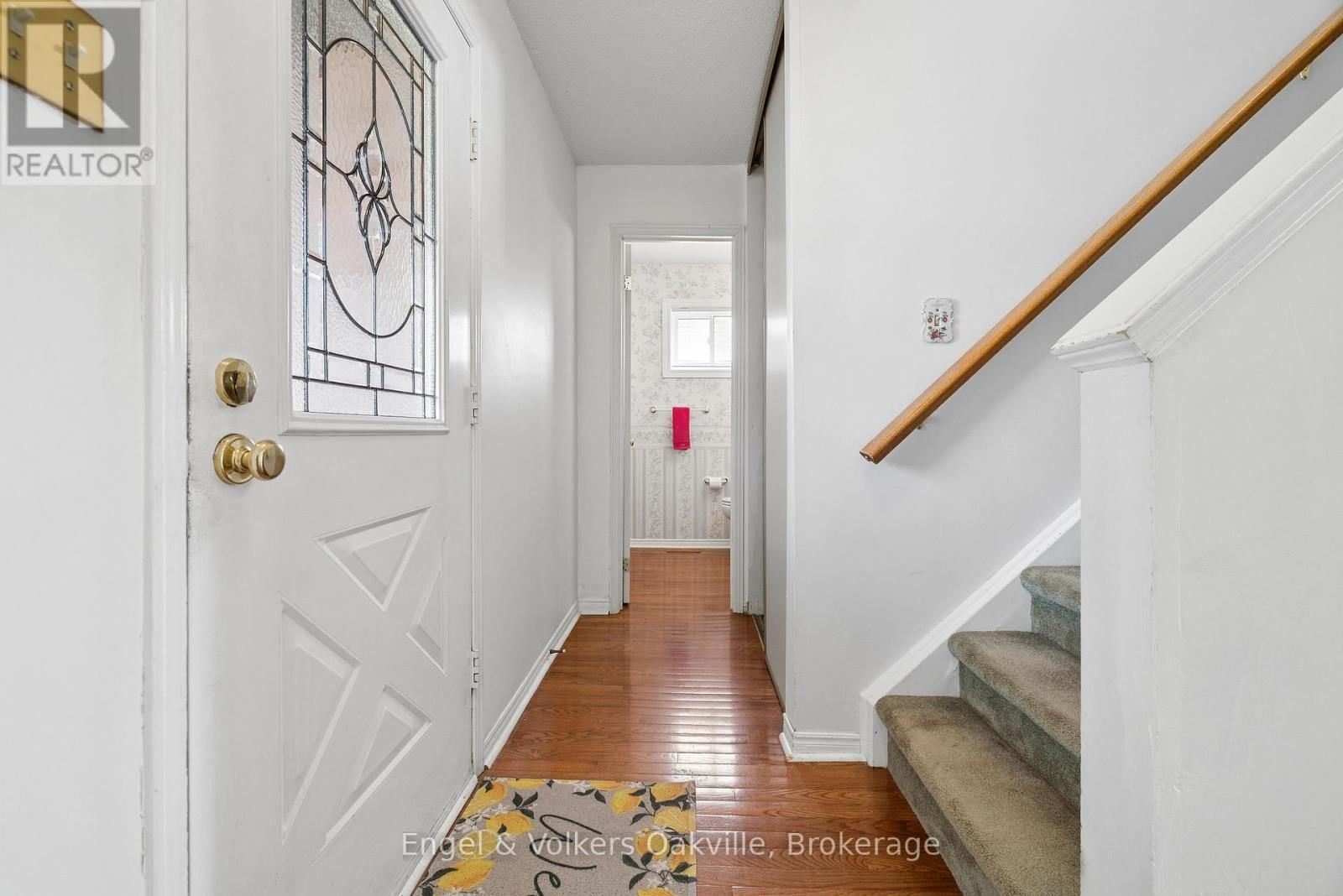 240 ROSS LANE Image 12