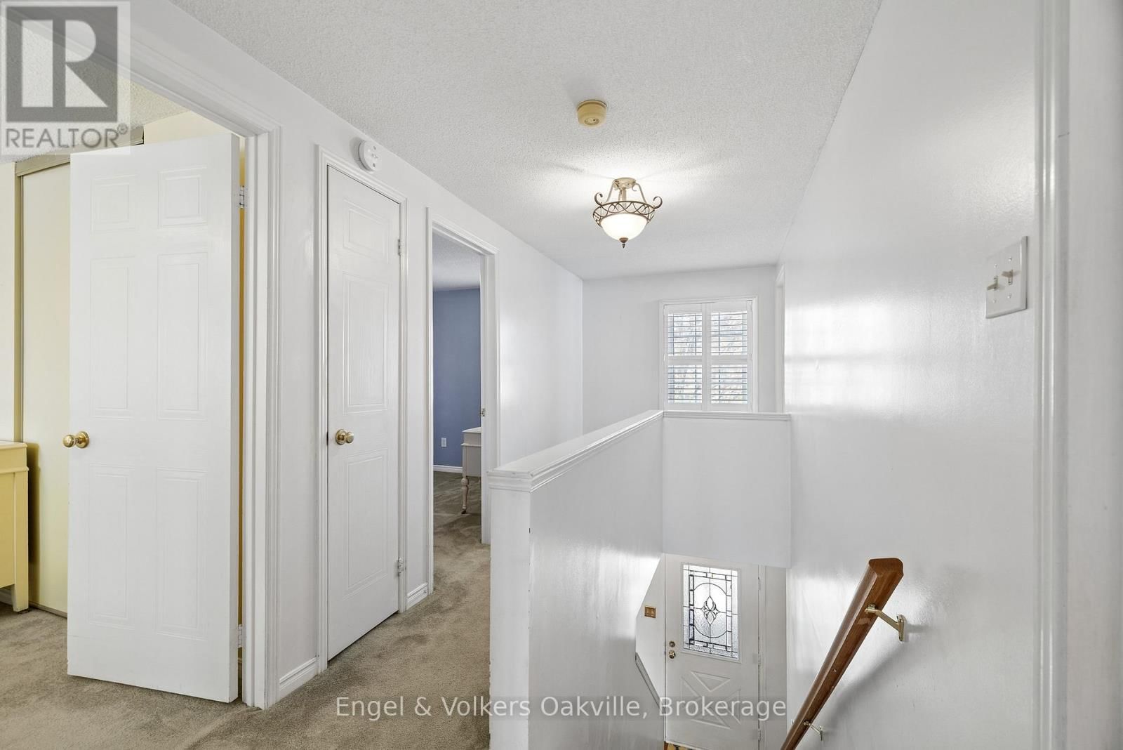 240 ROSS LANE Image 18