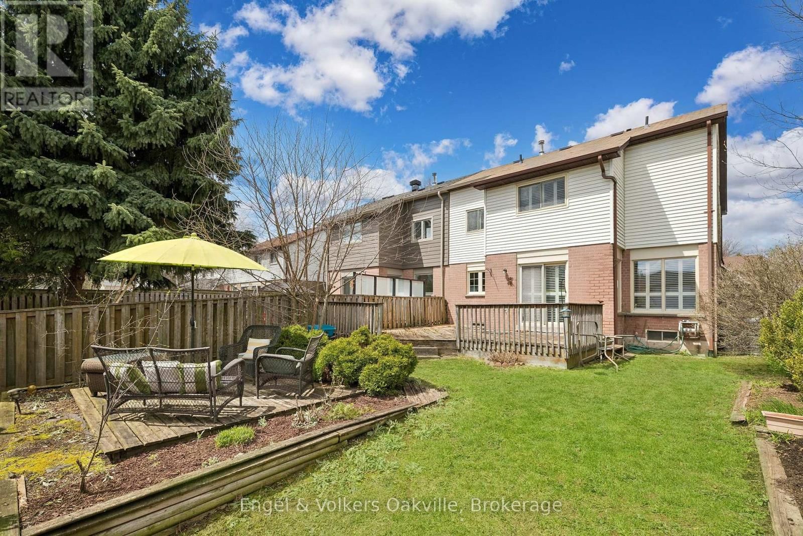 240 ROSS LANE Image 30