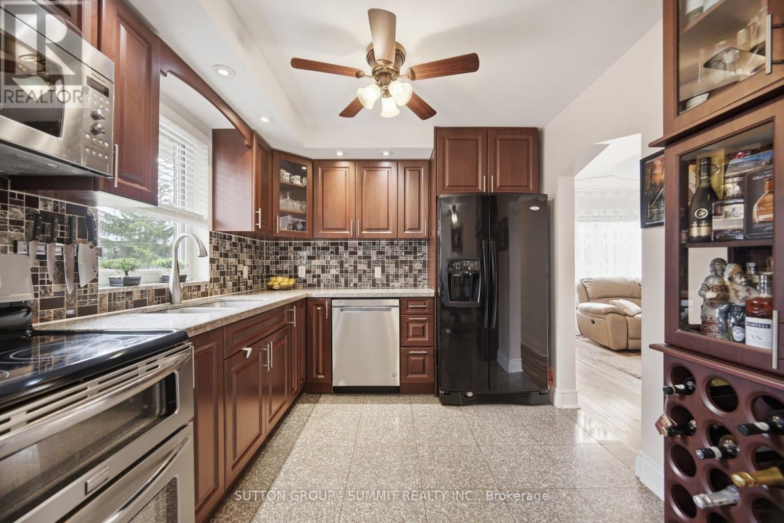 82 MACDONALD STREET Image 12