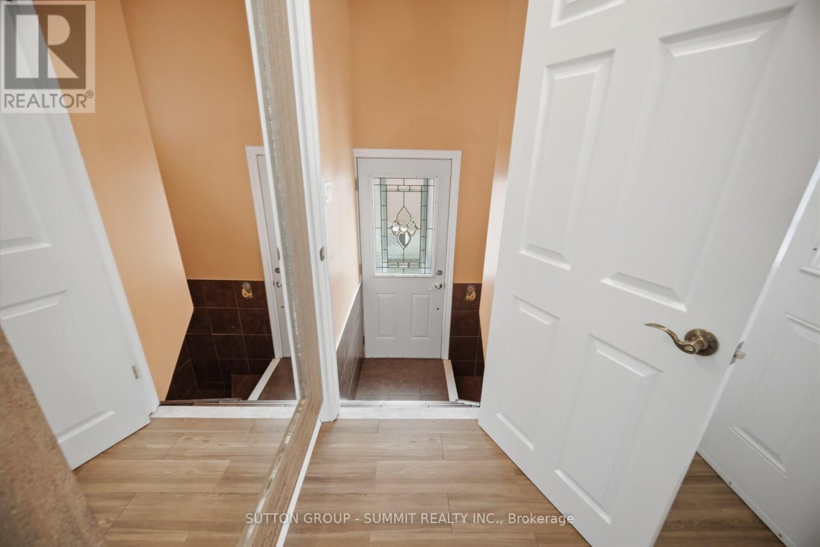 82 MACDONALD STREET Image 23