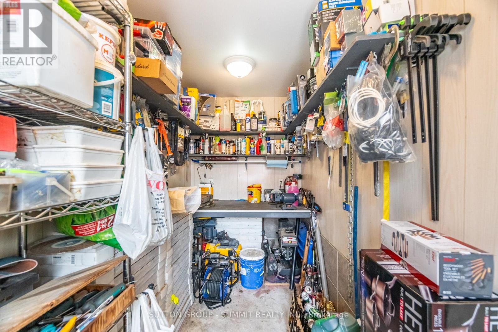 82 MACDONALD STREET Image 40