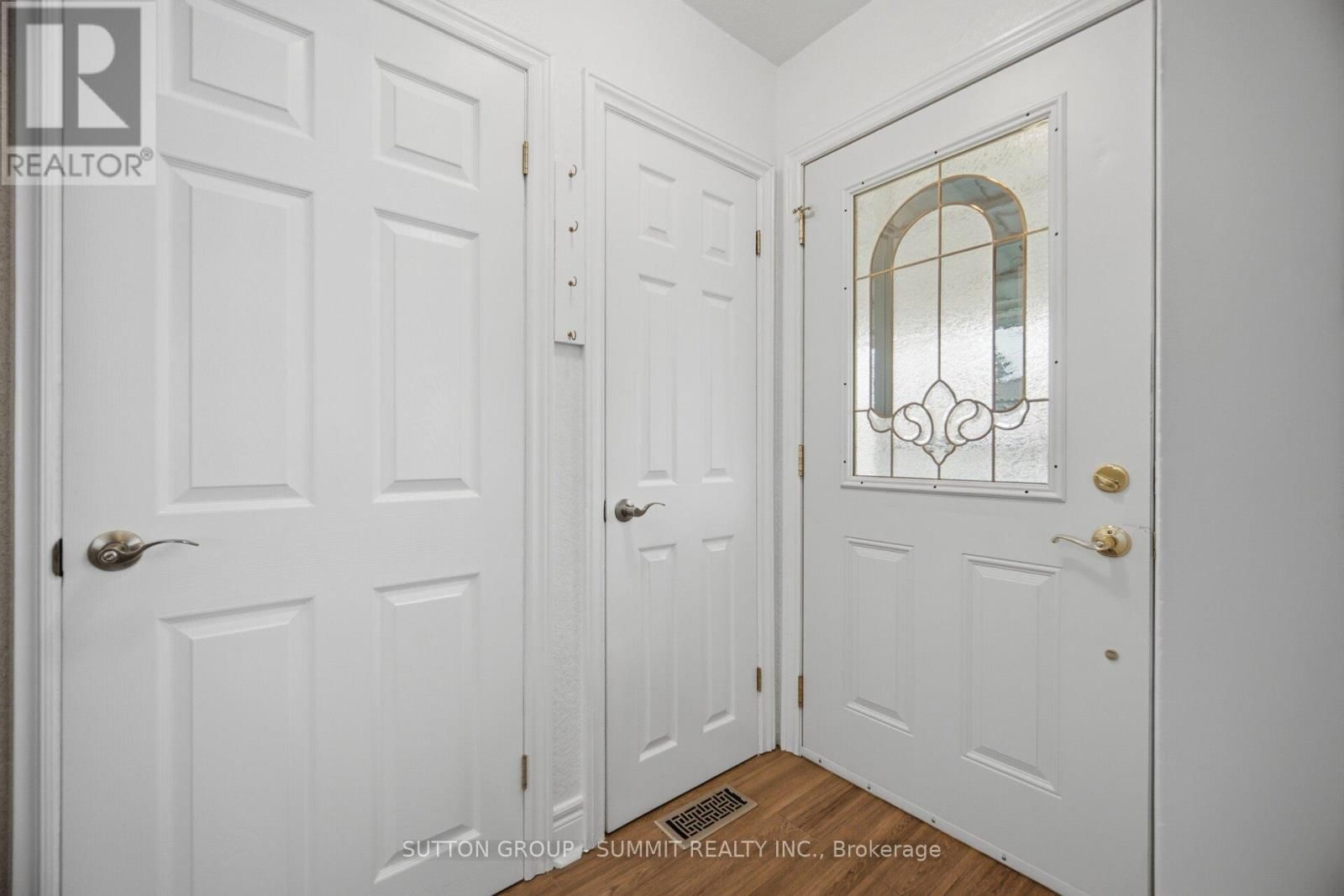 82 MACDONALD STREET Image 5