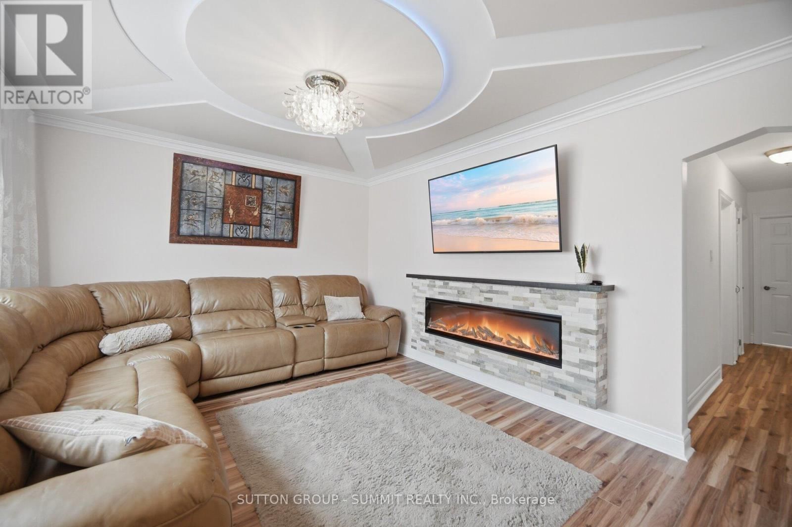 82 MACDONALD STREET Image 8