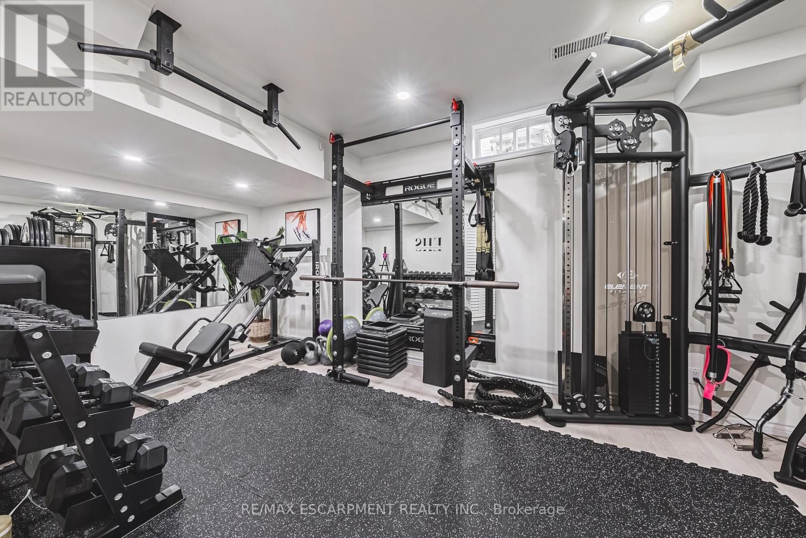 4 - 2220 QUEENSWAY DRIVE Image 21