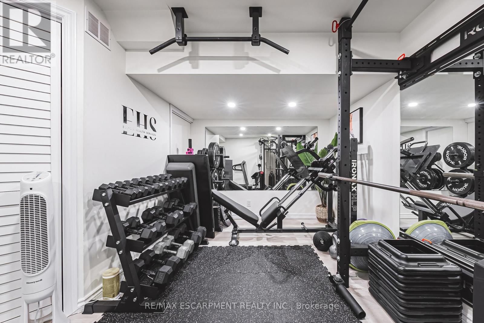 4 - 2220 QUEENSWAY DRIVE Image 22