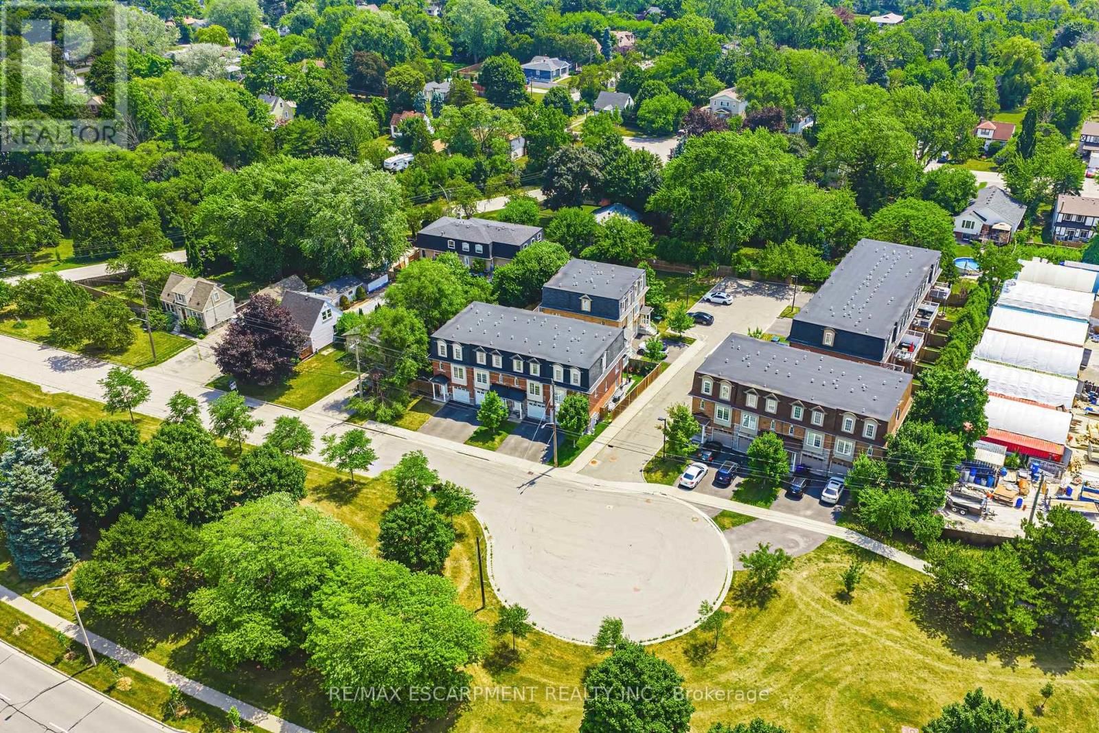 4 - 2220 QUEENSWAY DRIVE Image 25