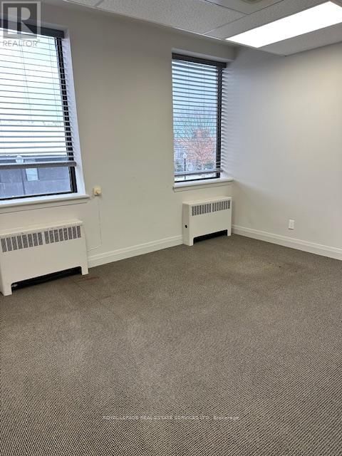 200 - 235 LAKESHORE ROAD EAST Image 5