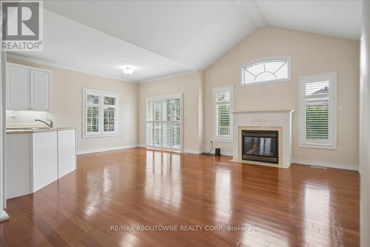 2348 TESLA CRESCENT Image 11