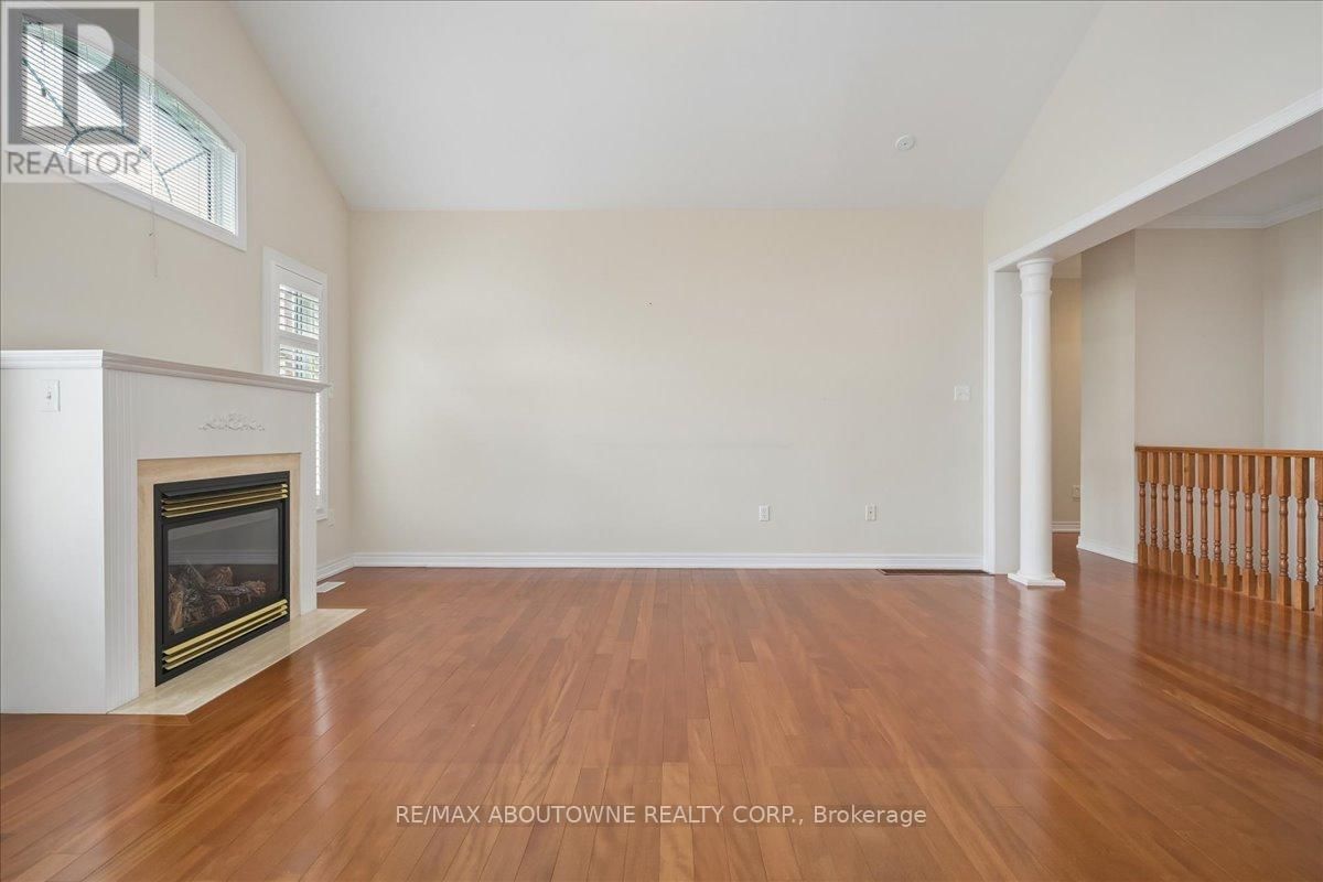 2348 TESLA CRESCENT Image 17